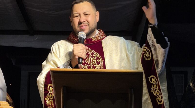Festa da Santíssima Trindade, padroeira de Descoberto, emociona fiéis e reforça tradição religiosa do município
