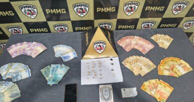Suspeito se esconde no mato e acaba preso por tráfico em Bicas. Levava mochila com drogas