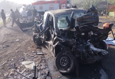 Acidente grave na BR-267, em Maripá de Minas, resulta em um óbito e mobiliza equipes de resgate do SAMU e PRF