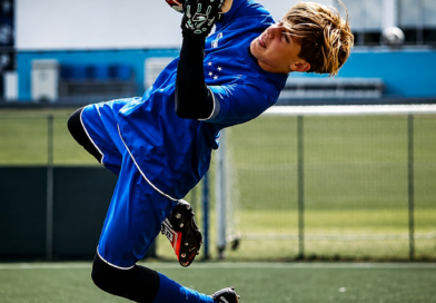 Sonho de se tornar goleiro profissional leva adolescente de São João Nepomuceno à teste no Cruzeiro, em BH